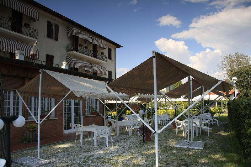 Hotel La Pineta Al Mare Φόρτε ντε Μάρμι Εξωτερικό φωτογραφία